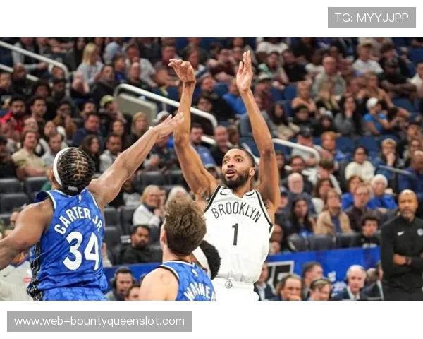 魔术不敌马刺，班凯罗19分10篮板4助攻